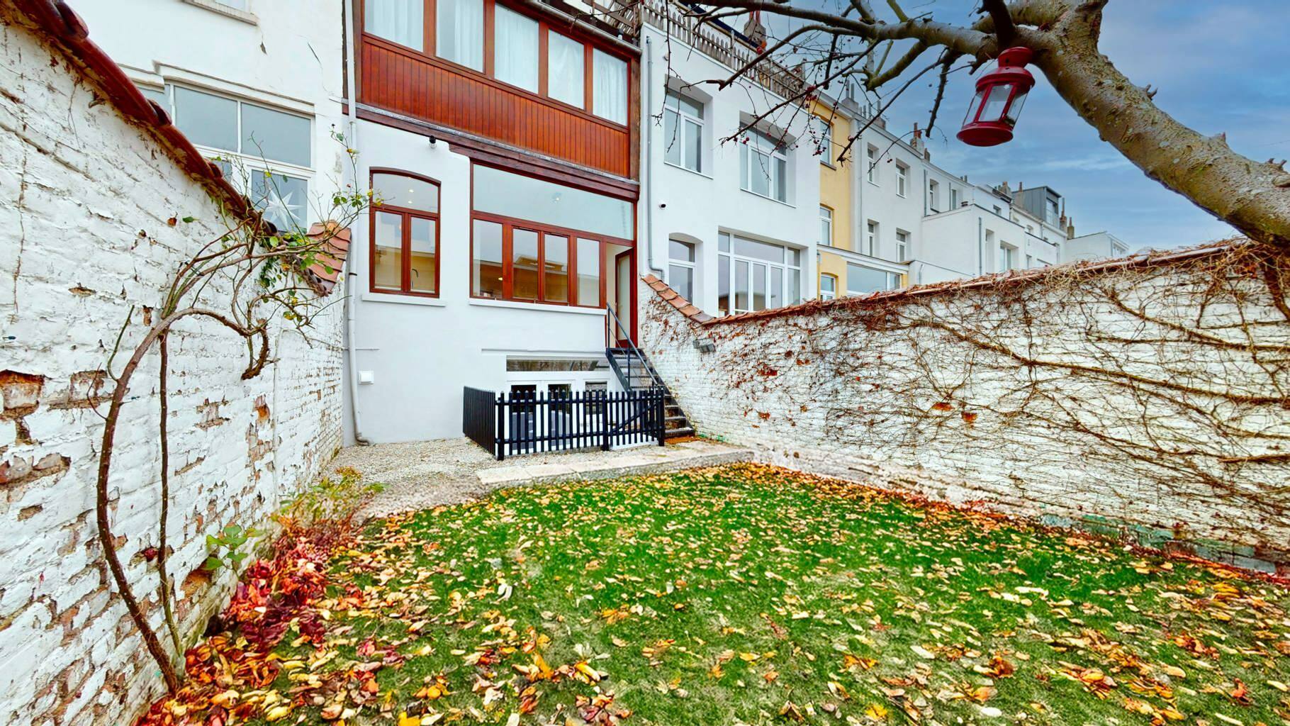 Duplex for rent in Schaarbeek