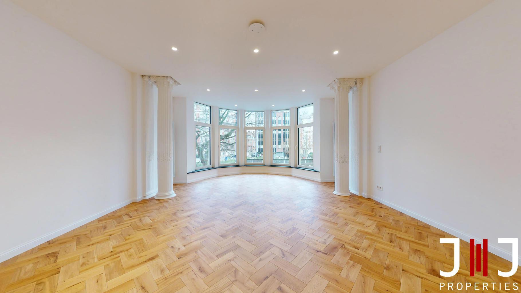 Ground floor with garden for rent in Etterbeek