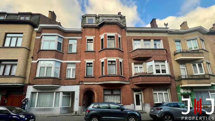 Appartementsgebouw te koop in Anderlecht