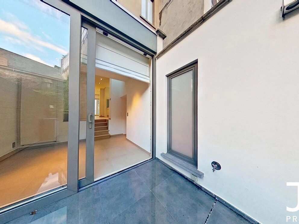 Apartment block for sale in Brussels