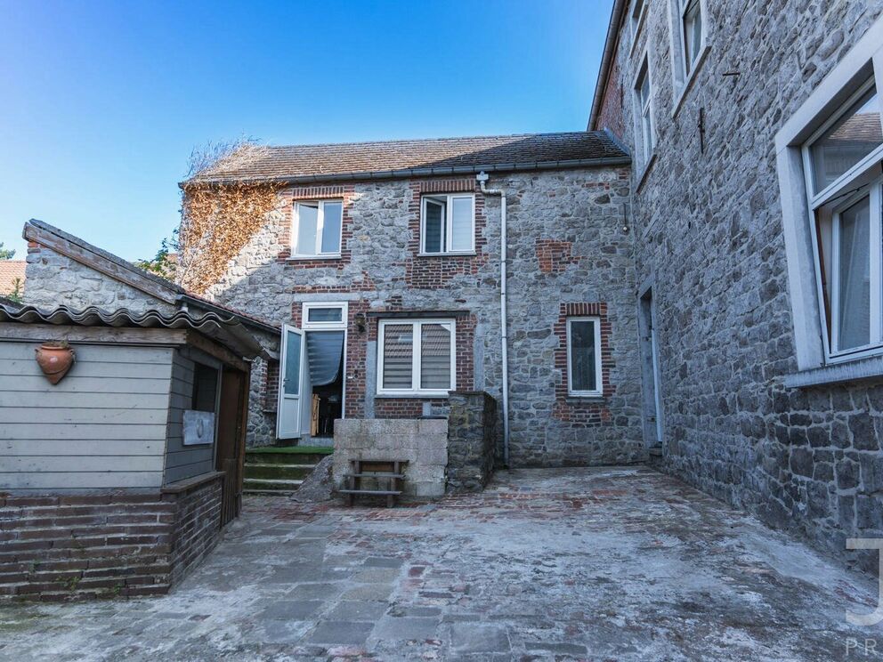 Apartment block for sale in Jemeppe-sur-Sambre