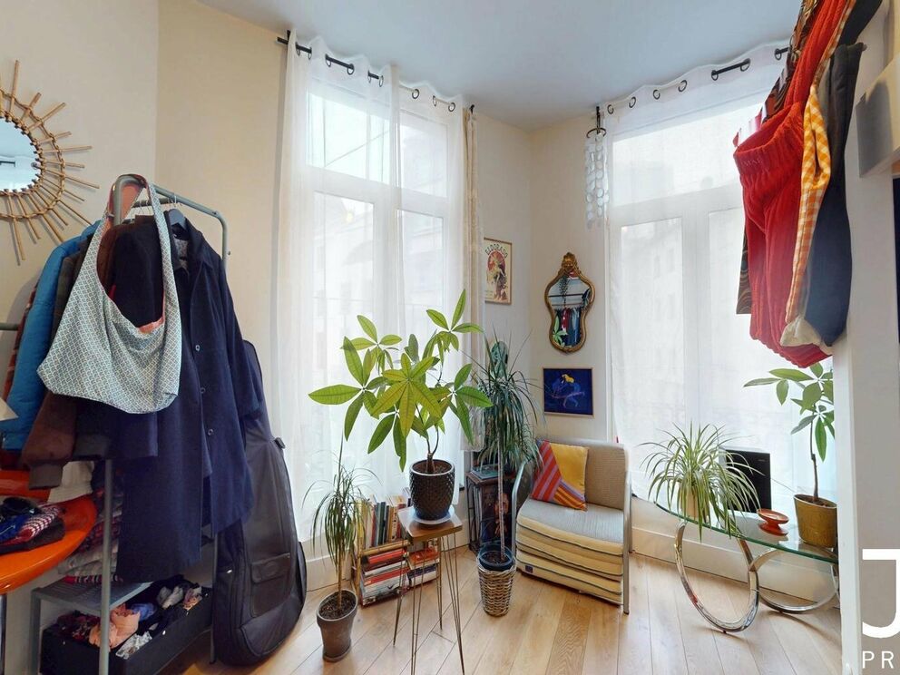 Apartment block for sale in Saint-Josse-ten-Noode