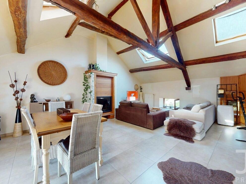 Appartementsgebouw te koop in Jemeppe-sur-Sambre