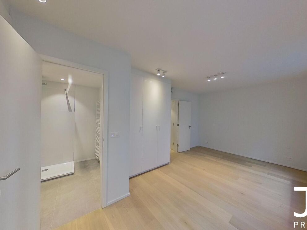 Duplex for rent in Elsene