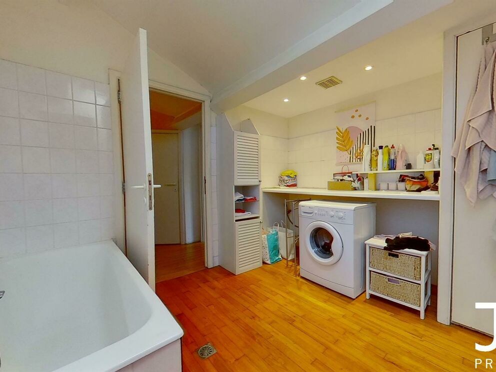 Duplex for rent in Elsene