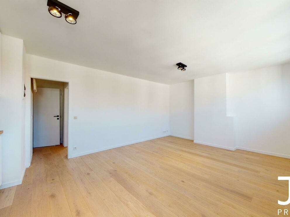 Flat for rent in Elsene
