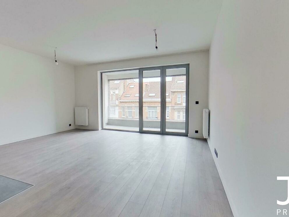 Flat for rent in Schaarbeek