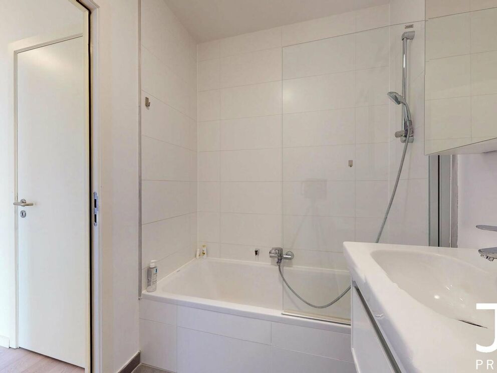 Flat for rent in Sint-Lambrechts-Woluwe
