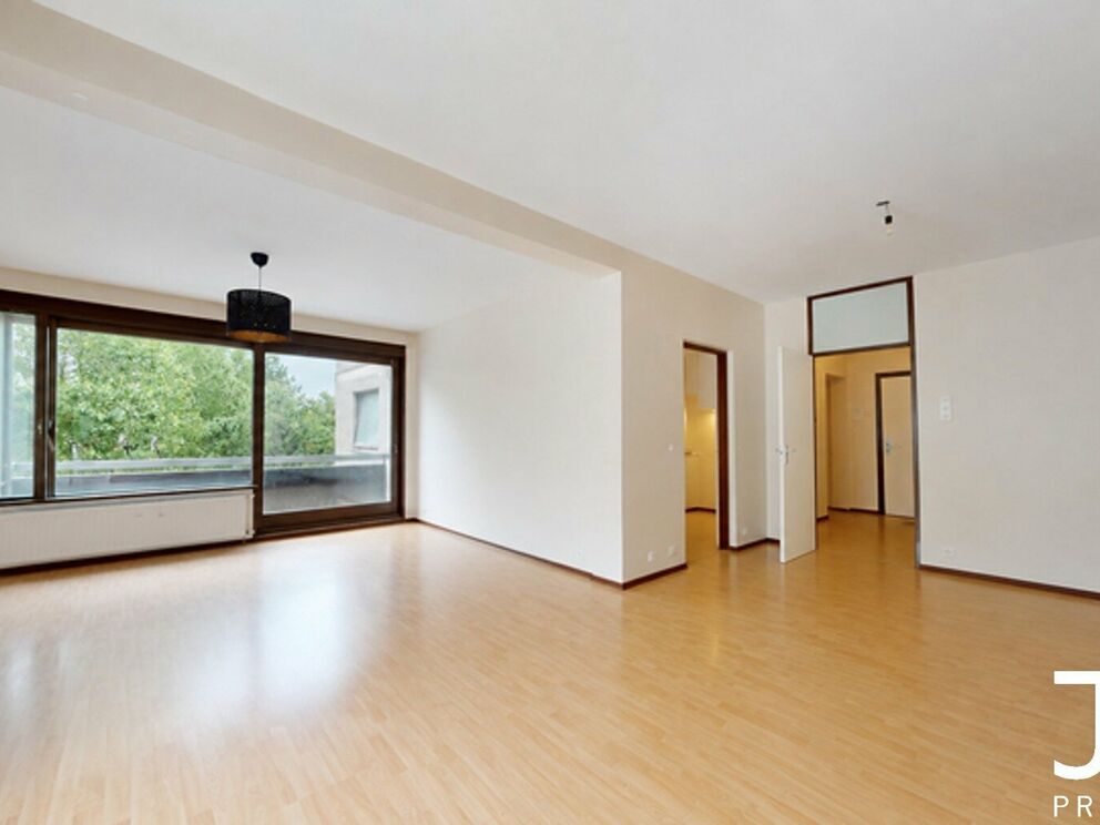 Flat for rent in Sint-Lambrechts-Woluwe