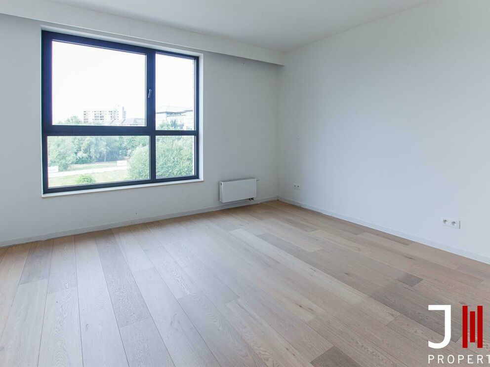 Flat for rent in Sint-Lambrechts-Woluwe