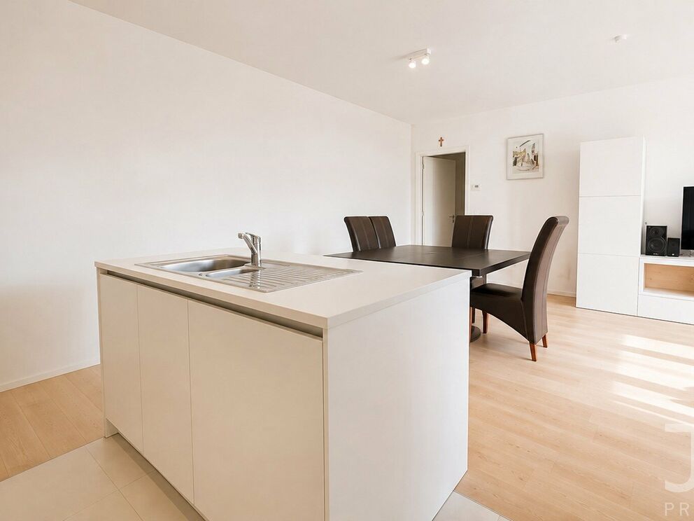 Flat for rent in Sint-Lambrechts-Woluwe