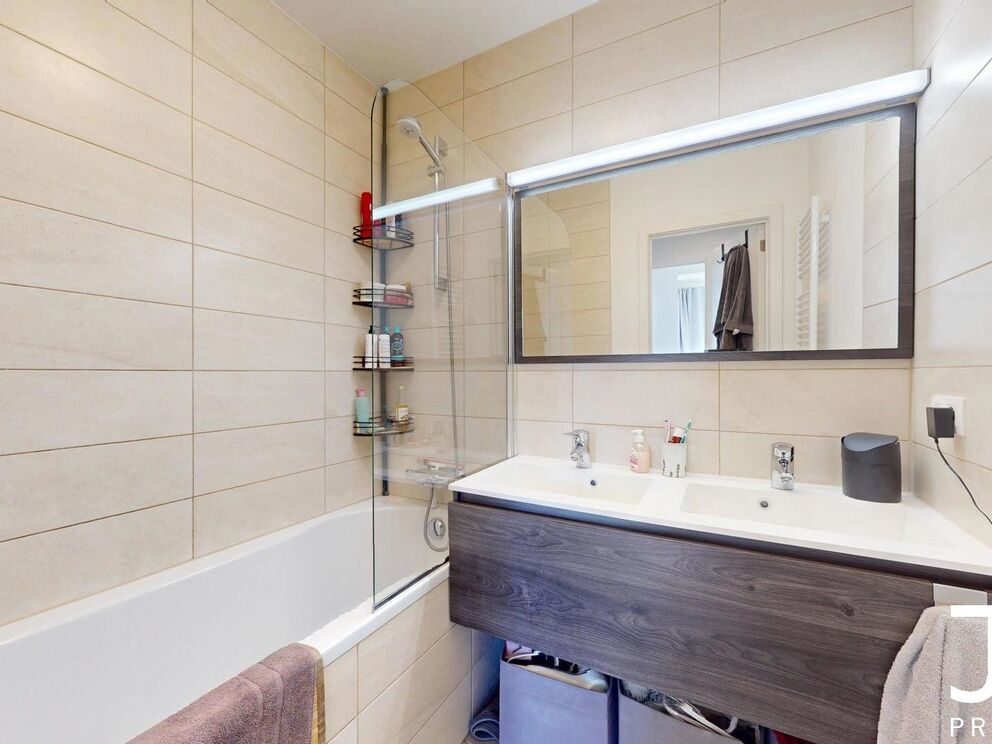 Flat for sale in Elsene