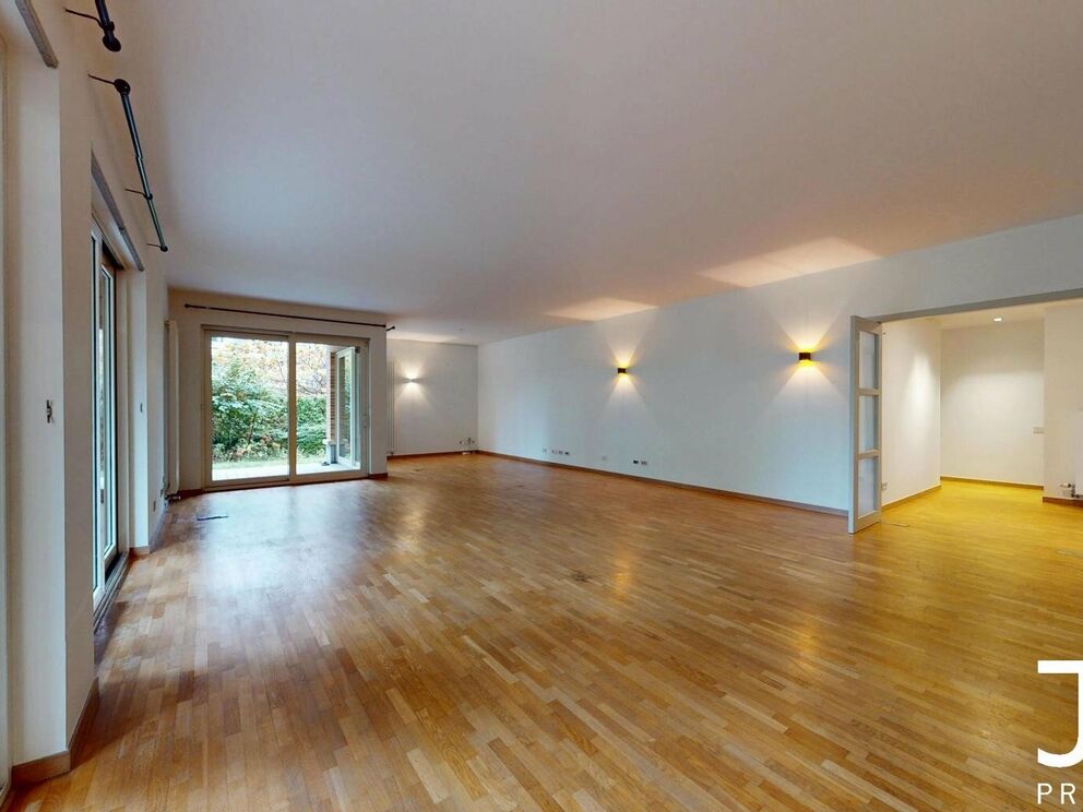 Flat for sale in Elsene