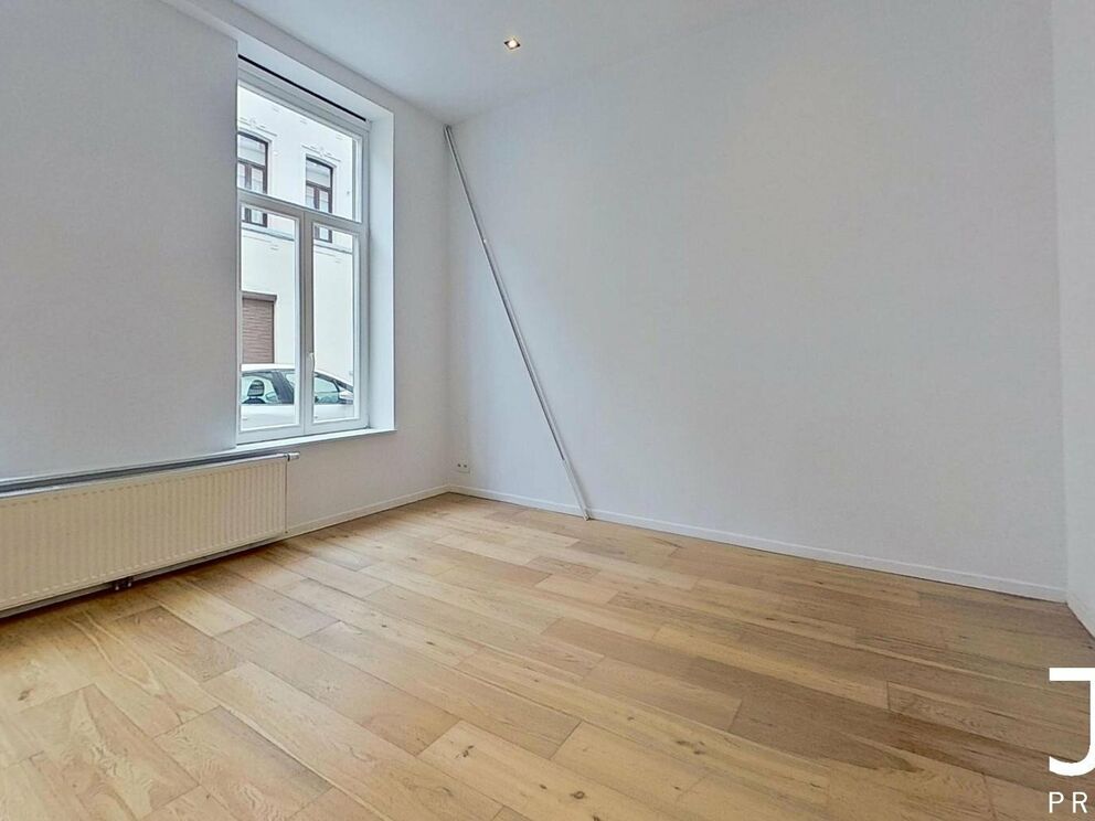 Flat for sale in Elsene