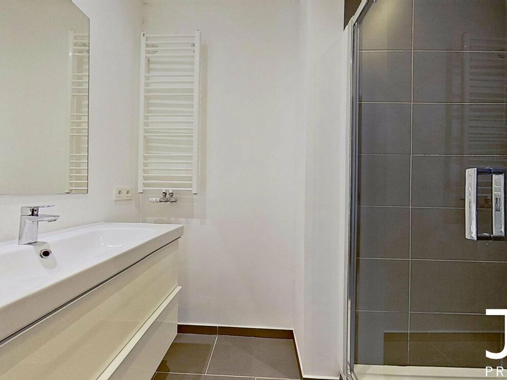 Flat for sale in Elsene