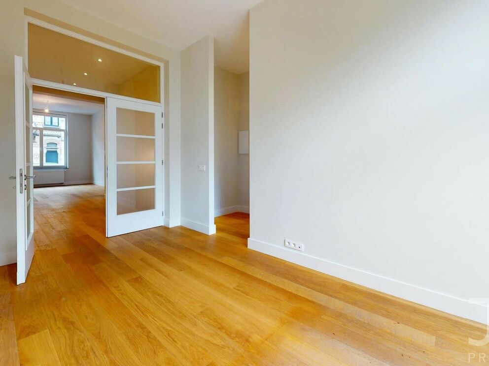 Flat for sale in Schaarbeek