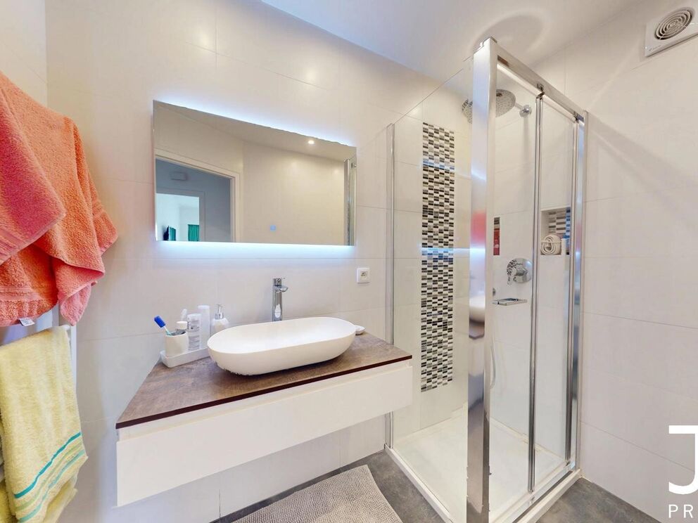 Flat for sale in Sint-Lambrechts-Woluwe