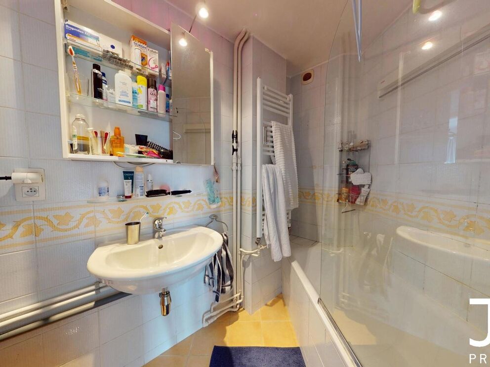 Flat for sale in Sint-Pieters-Woluwe