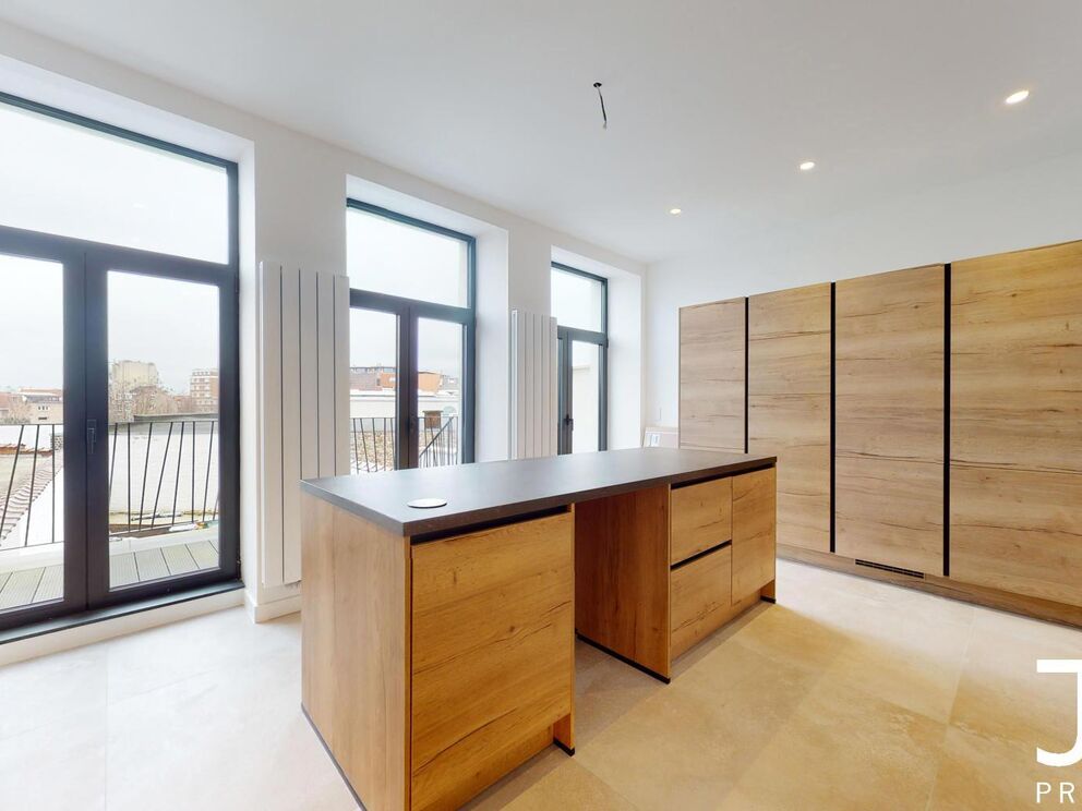 Gelijkvloerse verd. + tuin te huur in Etterbeek