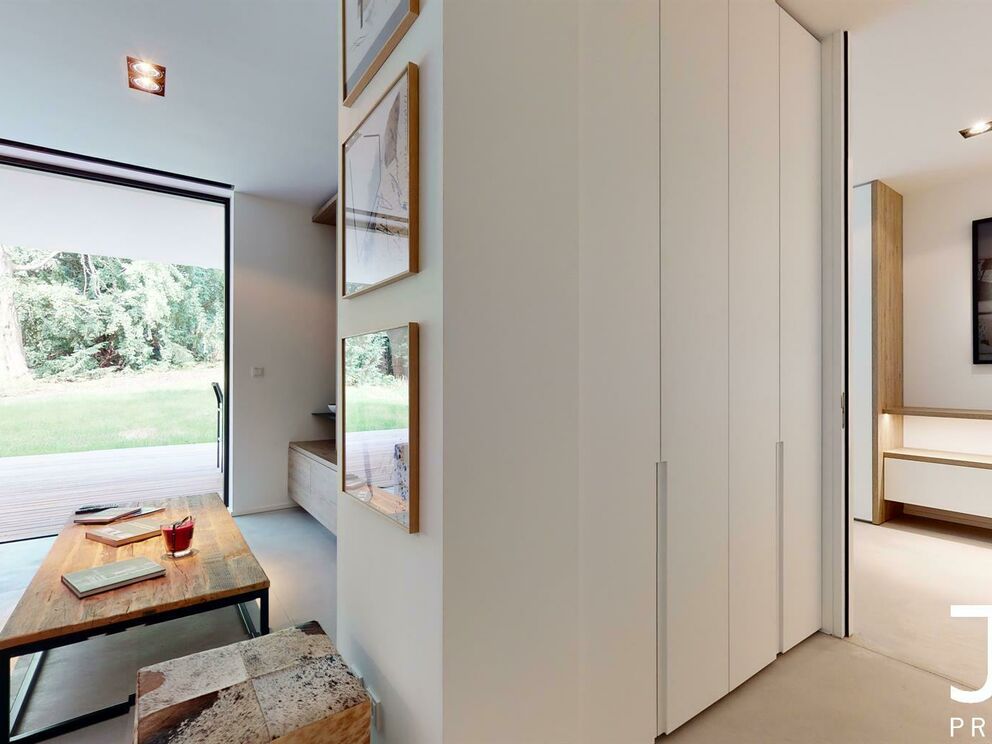 Gelijkvloerse verdieping te huur in Sint-Pieters-Woluwe