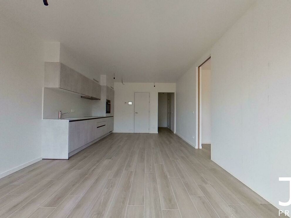 Ground floor for rent in Halle