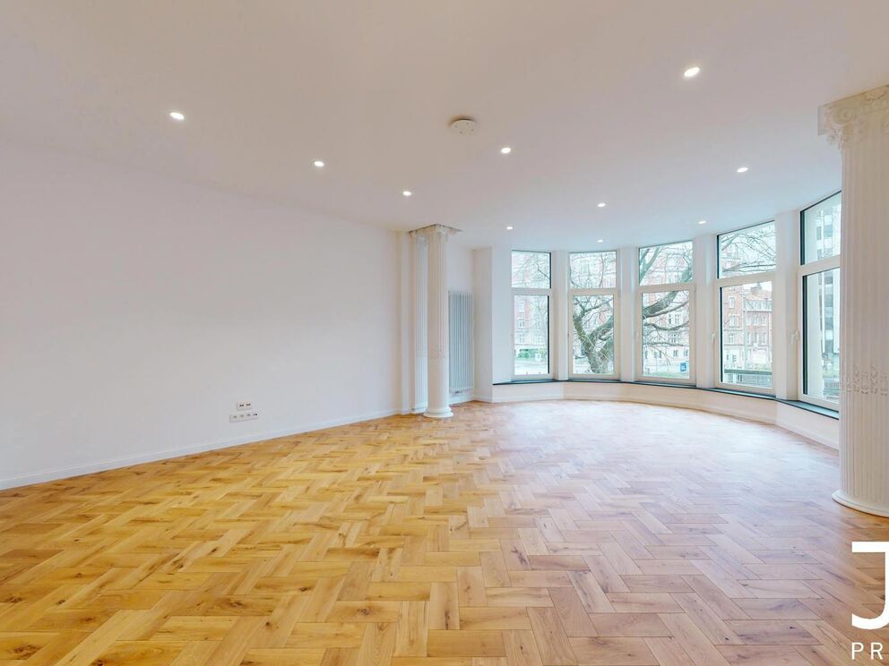 Ground floor with garden for rent in Etterbeek