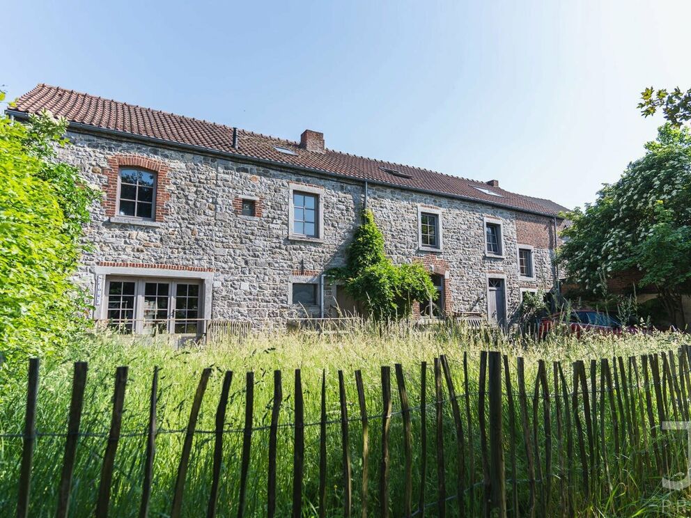 Immeuble à appartements à vendre à Jemeppe-sur-Sambre