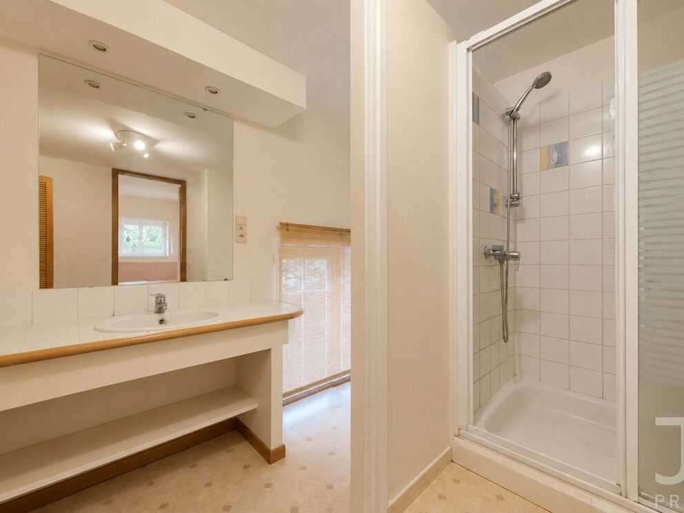 Immeuble à appartements à vendre à Jemeppe-sur-Sambre