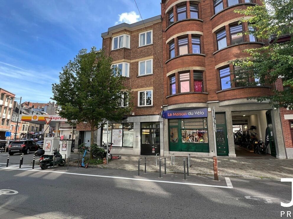 Immeuble à appartements à vendre à Schaerbeek