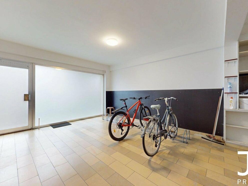 Individual shop for rent in Kraainem