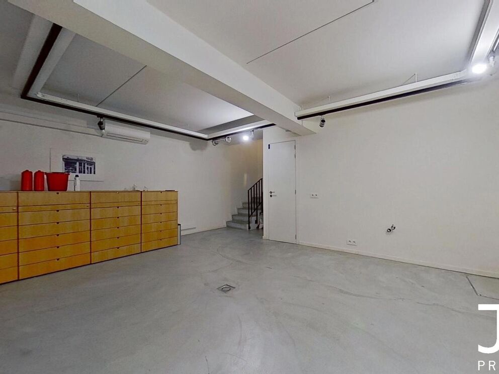 Individual shop for rent in Sint-Lambrechts-Woluwe