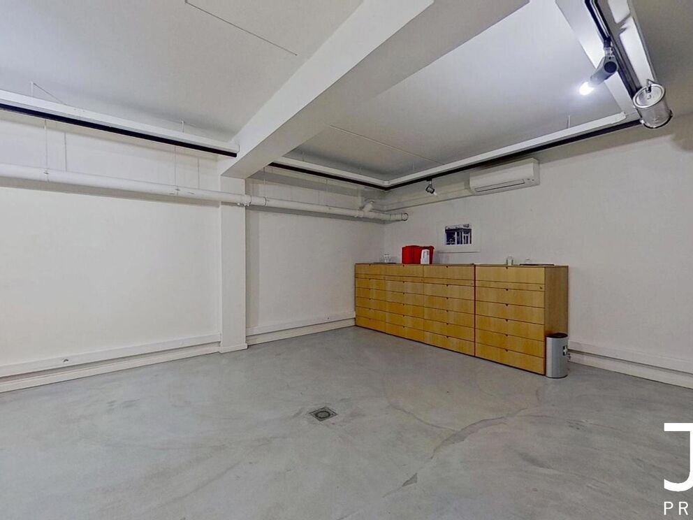 Individual shop for rent in Sint-Lambrechts-Woluwe