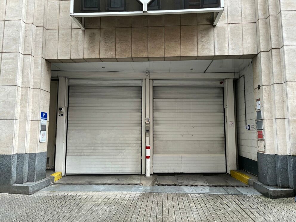 Parking int&eacute;rieur &agrave; louer &agrave; Bruxelles