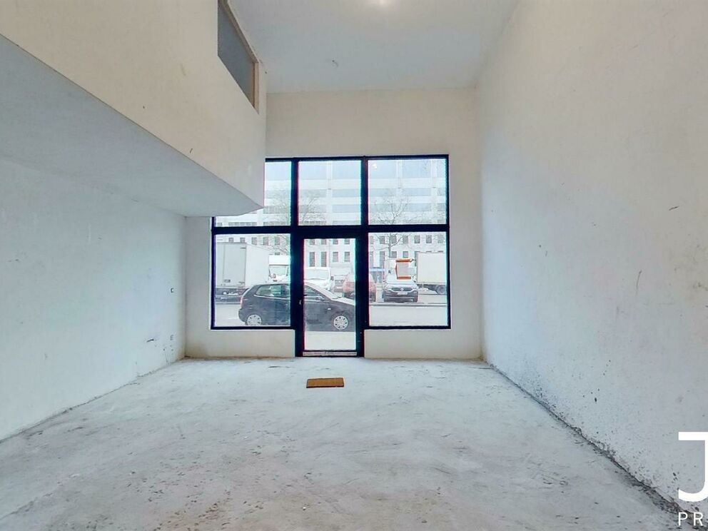 Rez commercial à louer à Bruxelles