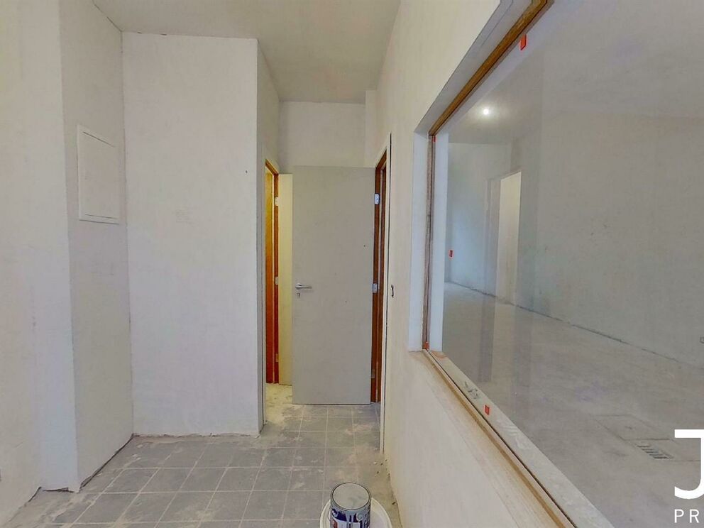 Rez commercial à louer à Bruxelles