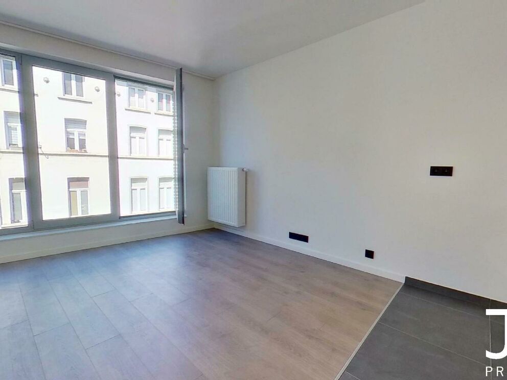 Studio for sale in Schaarbeek