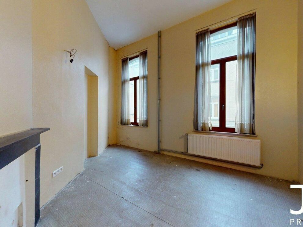 Triplex à vendre à Ixelles