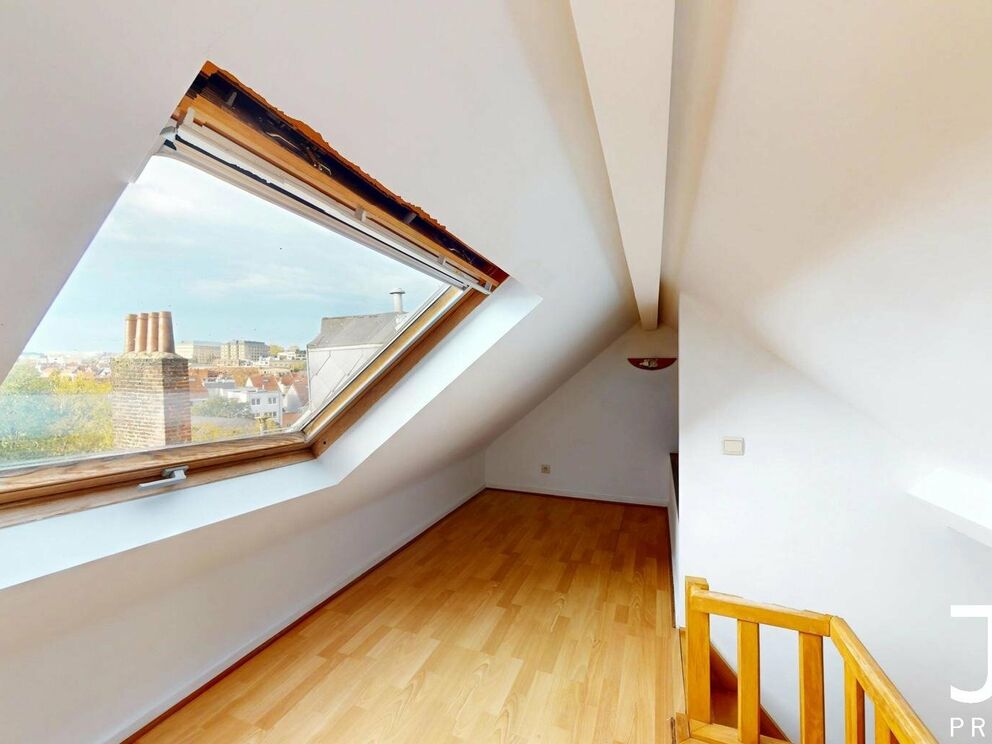 Triplex for rent in Etterbeek