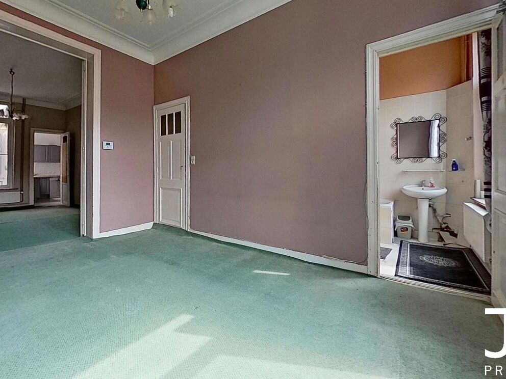 Triplex for sale in Sint-Pieters-Woluwe