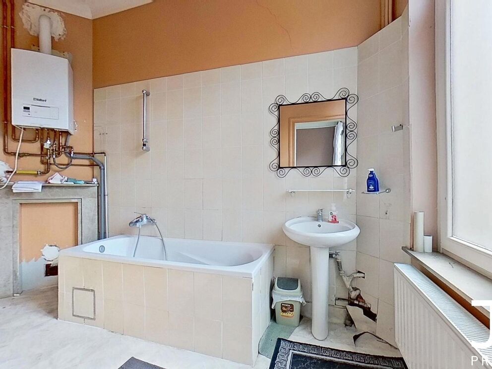 Triplex for sale in Sint-Pieters-Woluwe