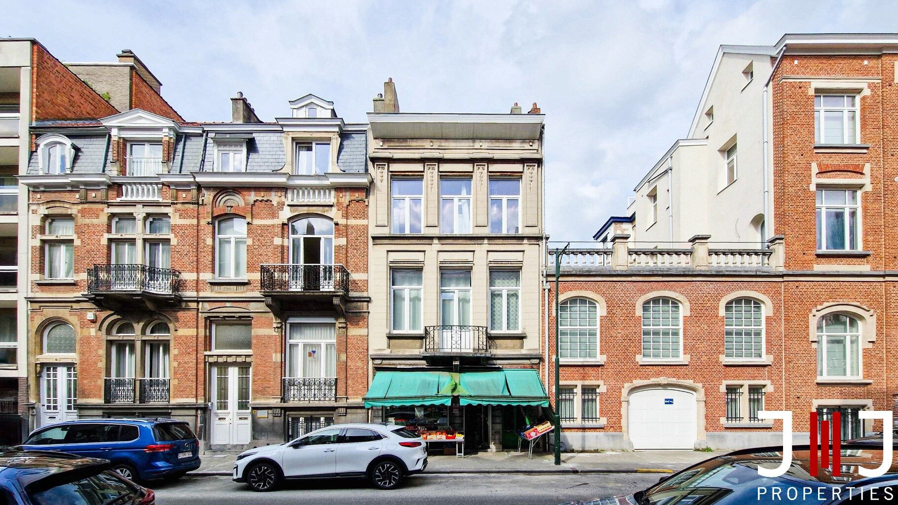 Triplex for sale in Sint-Pieters-Woluwe